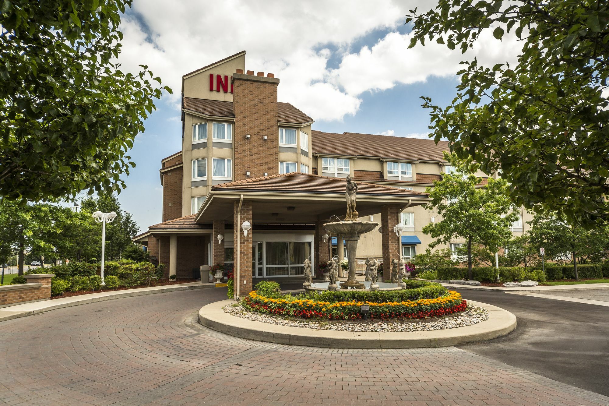 Monte Carlo Inn Brampton Exterior photo